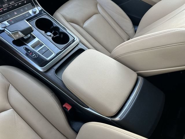 Used 2021 Audi Q7 3.0T Premium AWD/4WD image 22