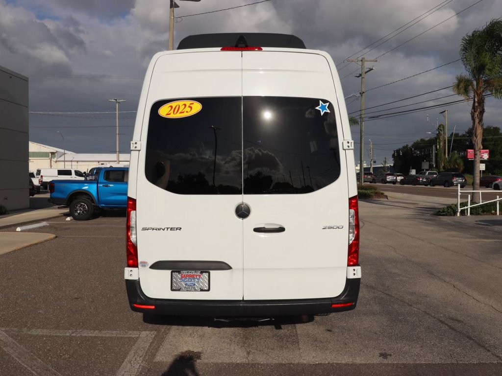 Used 2025 Mercedes-Benz Sprinter 2500 image 12