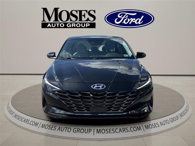 Used 2023 Hyundai Elantra Limited FWD image 3