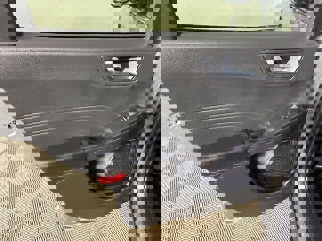 Certified 2024 Ford Escape Platinum image 24