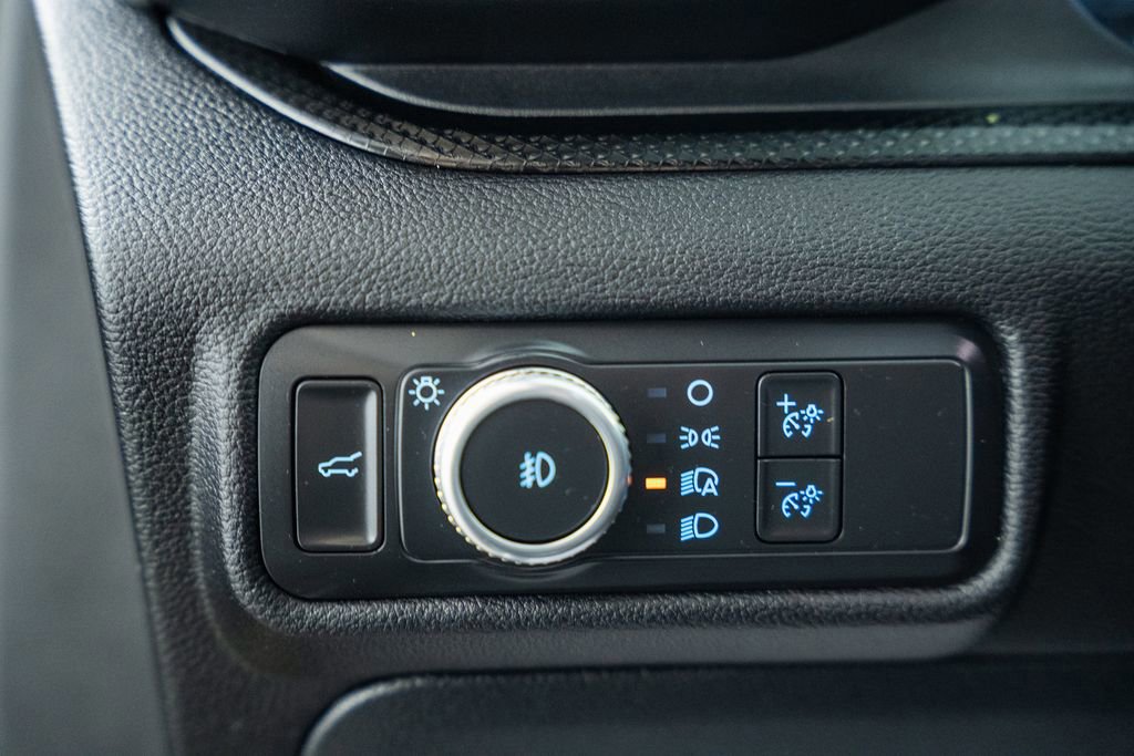 Certified 2022 Ford Explorer ST-Line w/ Class IV Trailer Tow Package image 46