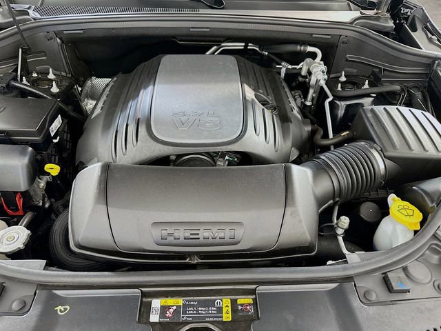 Used 2023 Dodge Durango R/T w/ Tow 'N Go Package AWD/4WD image 25