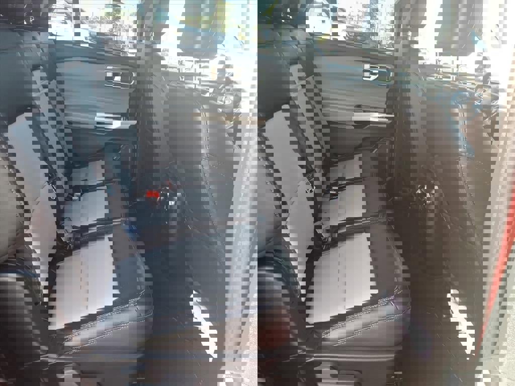 Certified 2023 Ford Explorer XLT w/ Equipment Group 202A image 14