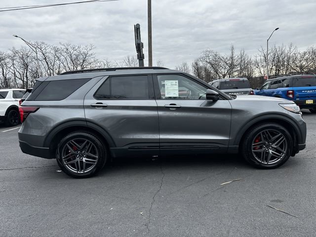 Certified 2025 Ford Explorer ST w/ Sun And Sound Package image 4