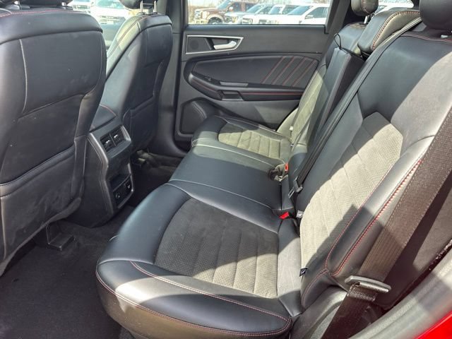 Certified 2023 Ford Edge ST-Line AWD/4WD image 12