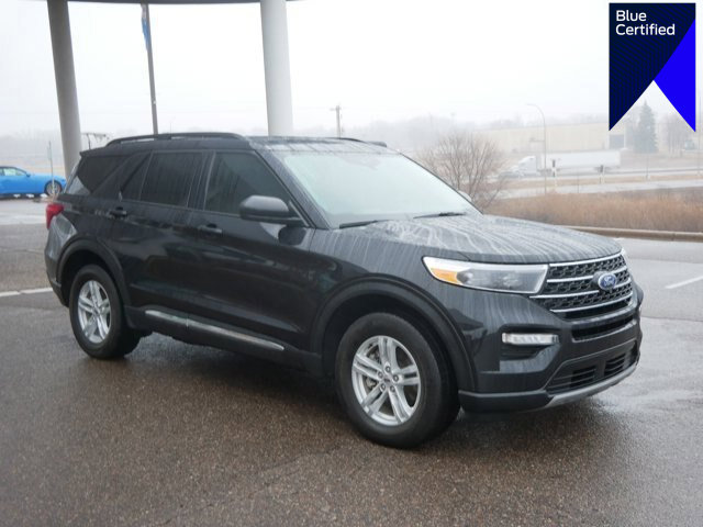 Certified 2024 Ford Explorer XLT w/ Equipment Group 202A image 1