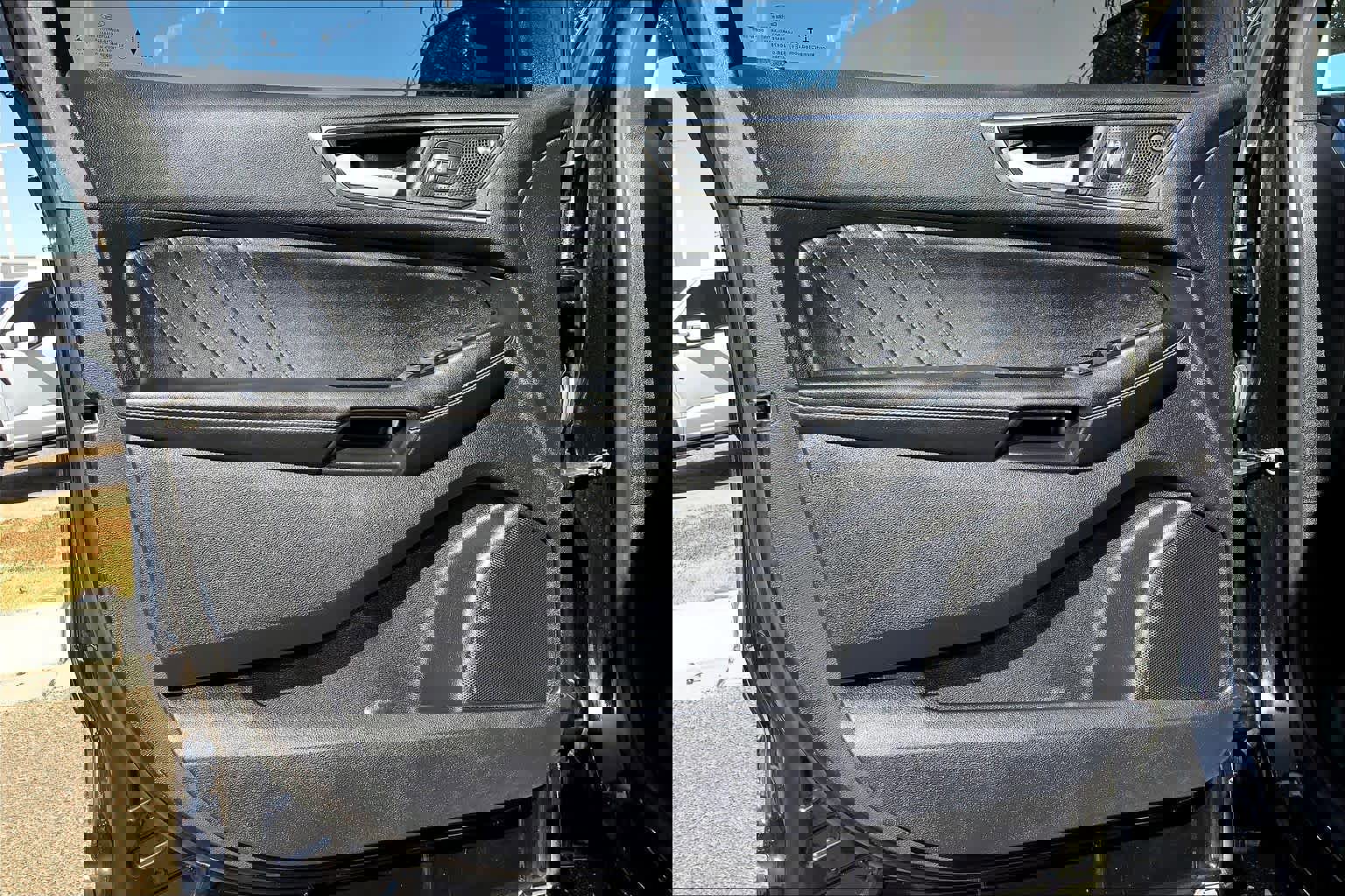 Certified 2020 Ford Edge ST w/ Cold Weather Package image 21