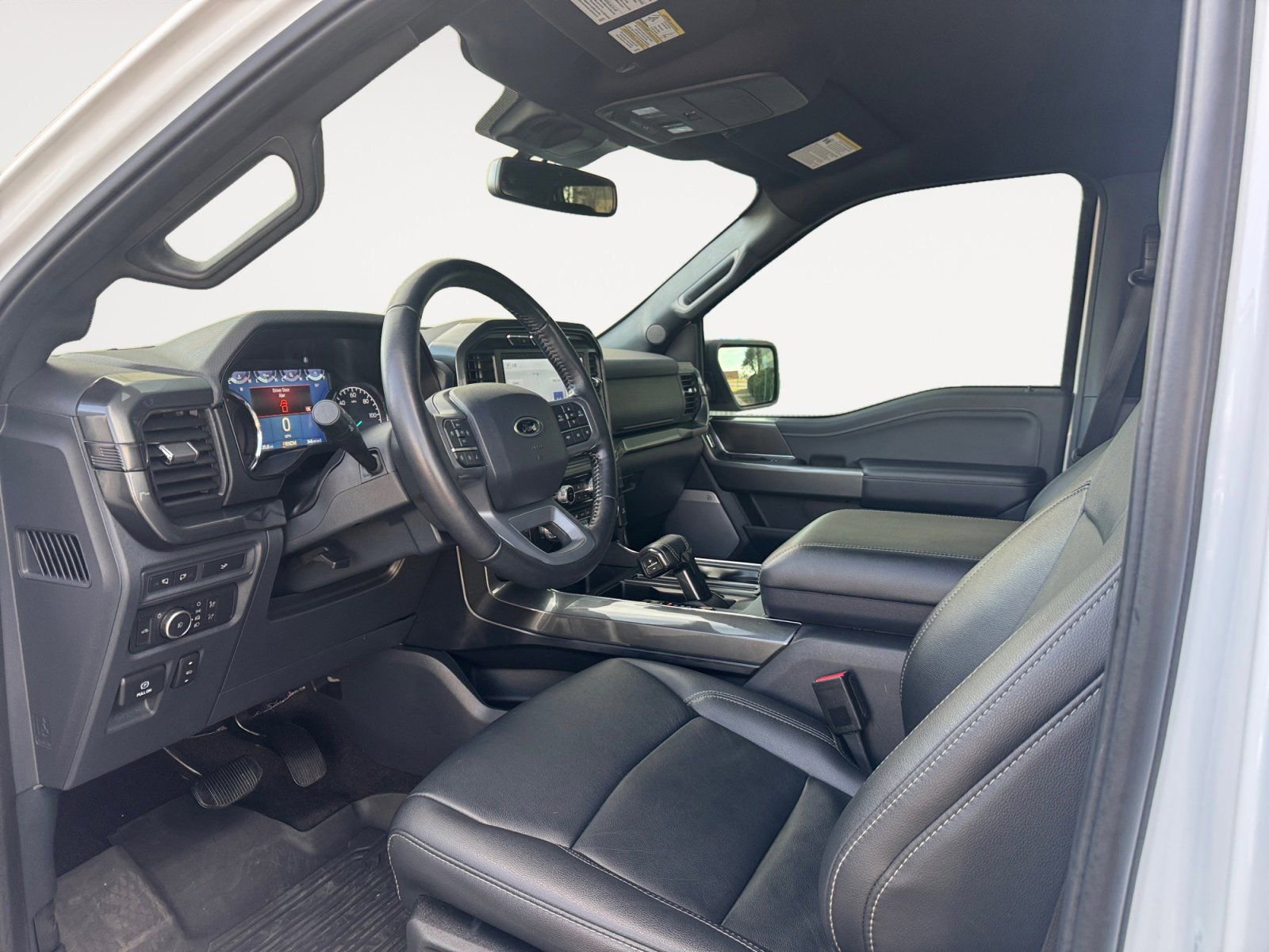 Certified 2022 Ford F150 XLT w/ Equipment Group 302A High image 9