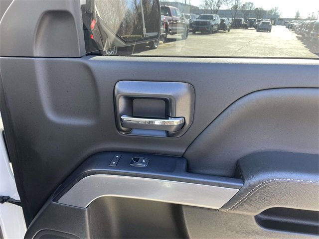 Used 2018 Chevrolet Silverado 1500 LT w/ All Star Edition image 29