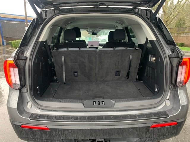 Certified 2025 Ford Explorer Active image 6