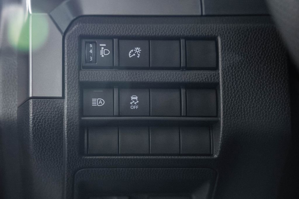 Used 2025 Toyota Tacoma TRD Sport AWD/4WD image 49
