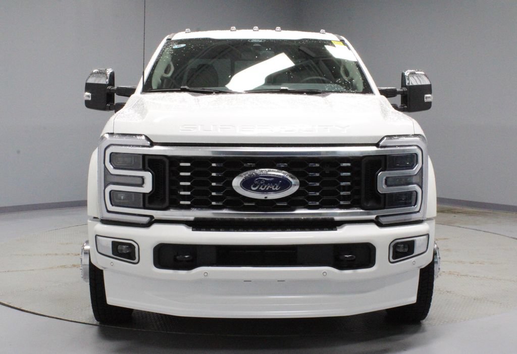 Certified 2026 Ford F450 Platinum w/ Platinum Plus Package AWD/4WD image 7