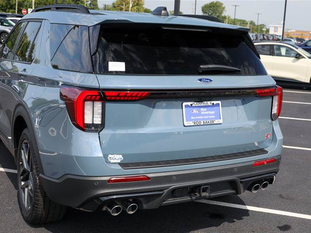 Certified 2025 Ford Explorer ST AWD/4WD image 19