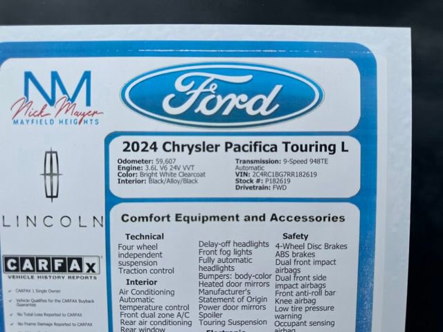 Used 2024 Chrysler Pacifica Touring-L image 32