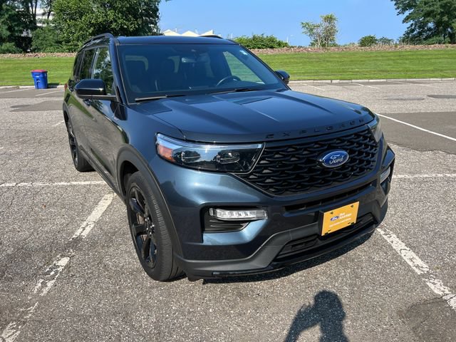 Certified 2022 Ford Explorer ST-Line w/ Class IV Trailer Tow Package AWD/4WD image 2