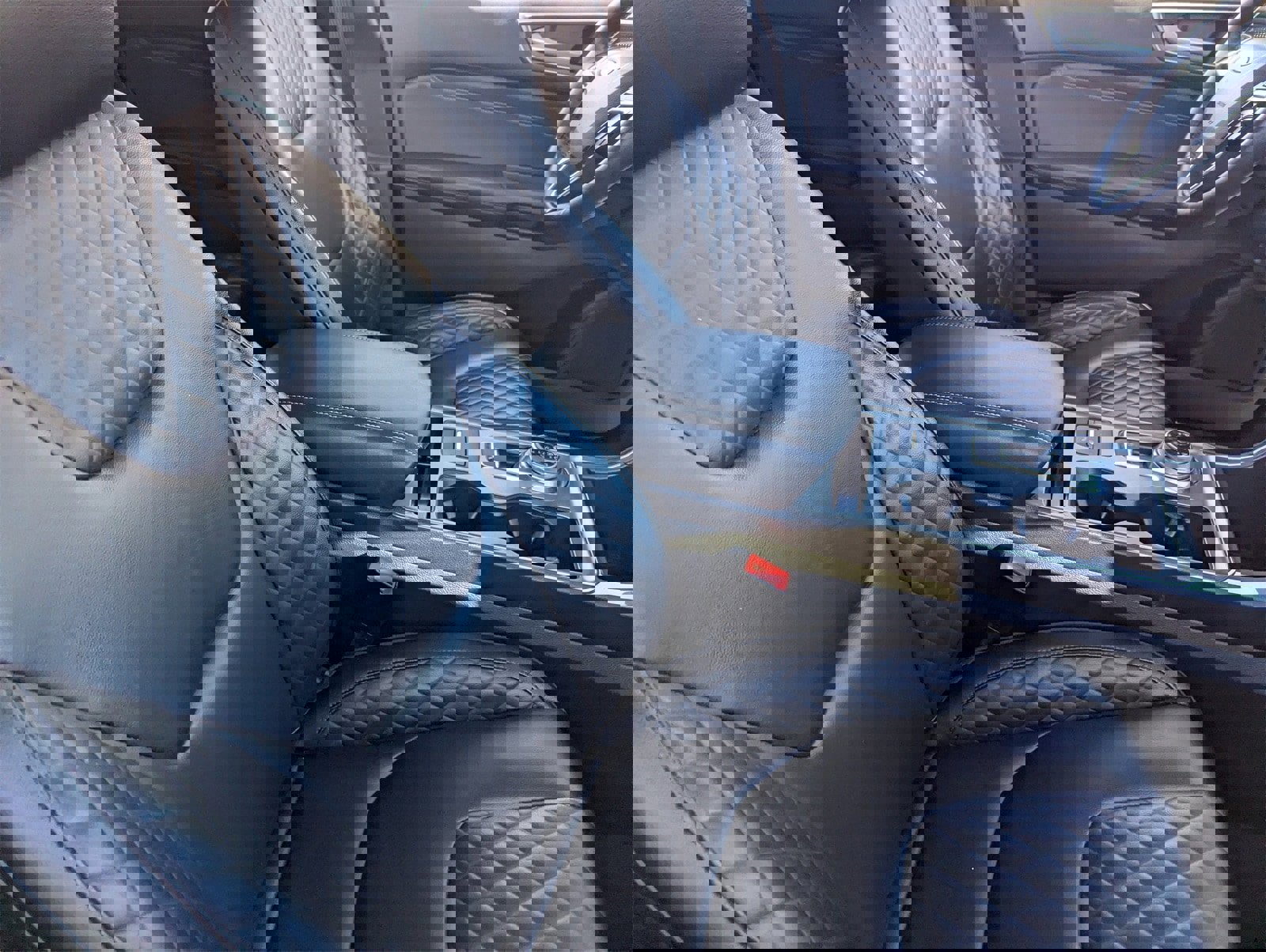 Certified 2024 Ford Edge Titanium image 11