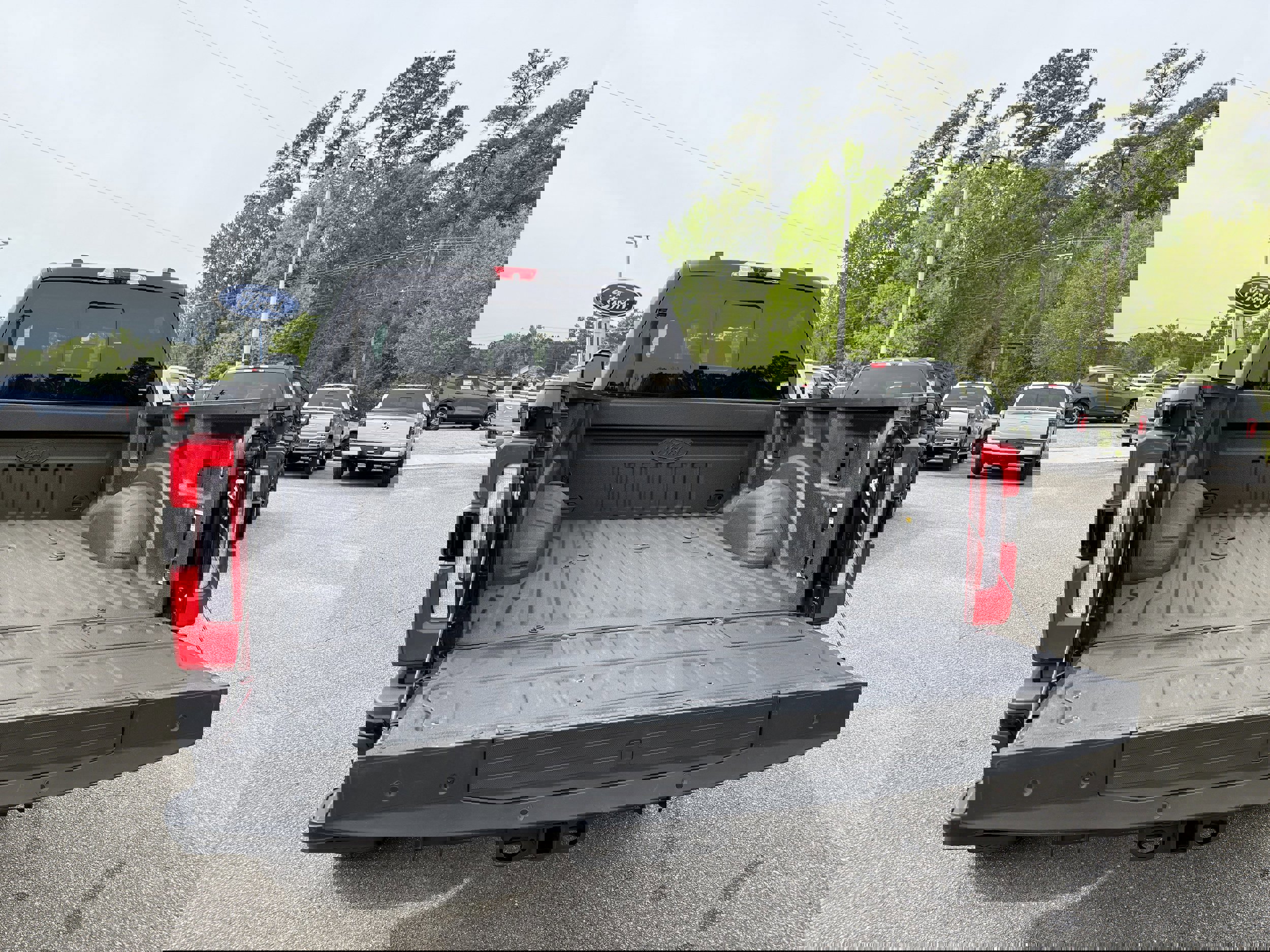 Certified 2024 Ford F350 Platinum image 10