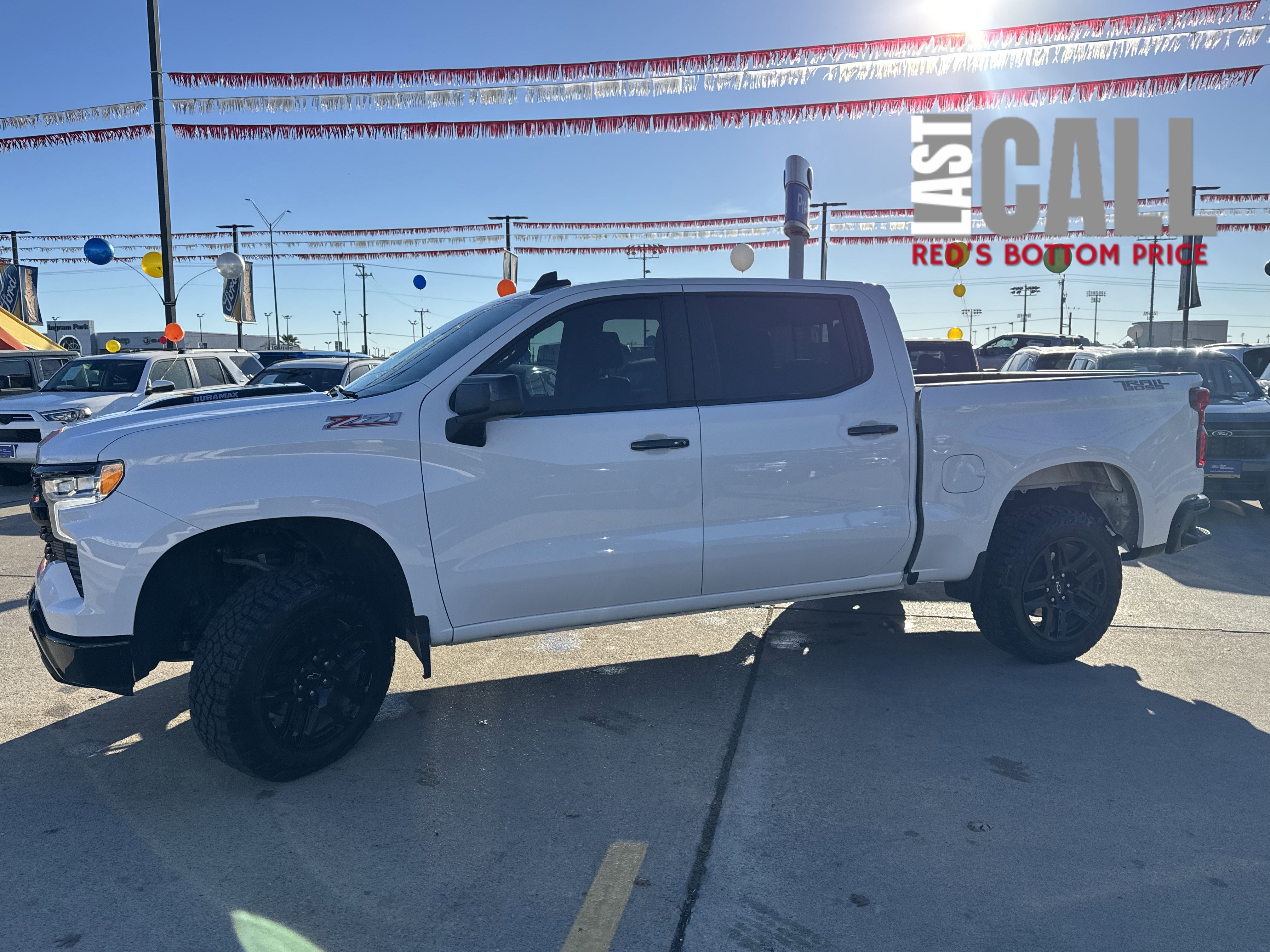 Used 2025 Chevrolet Silverado 1500 LT Trail Boss w/ Convenience Package II image 7