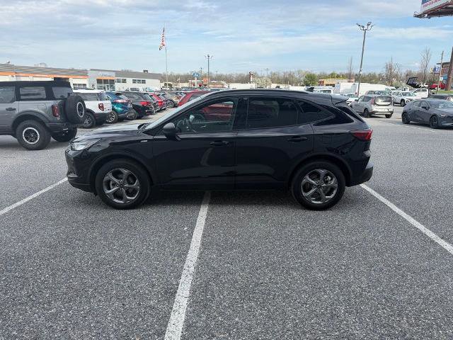 Certified 2025 Ford Escape ST-Line image 4