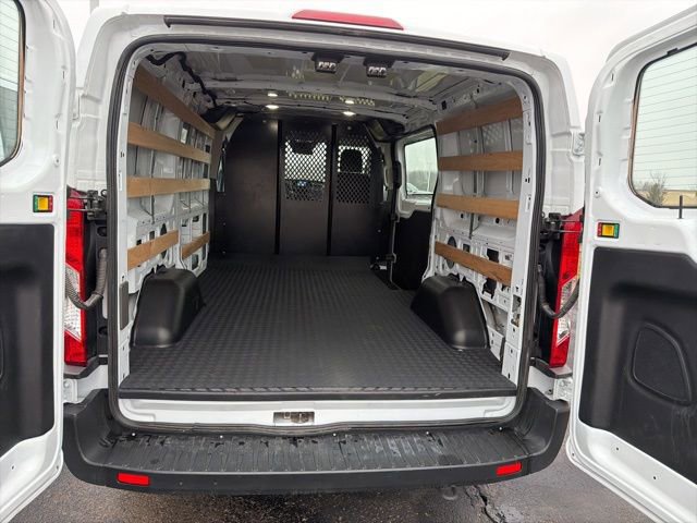 Certified 2024 Ford Transit 250 Low Roof w/ Exterior Upgrade Package image 5