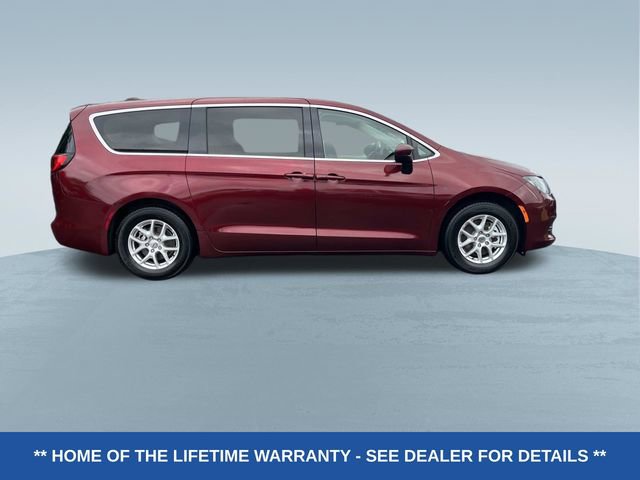 Used 2022 Chrysler Voyager LX FWD video 2