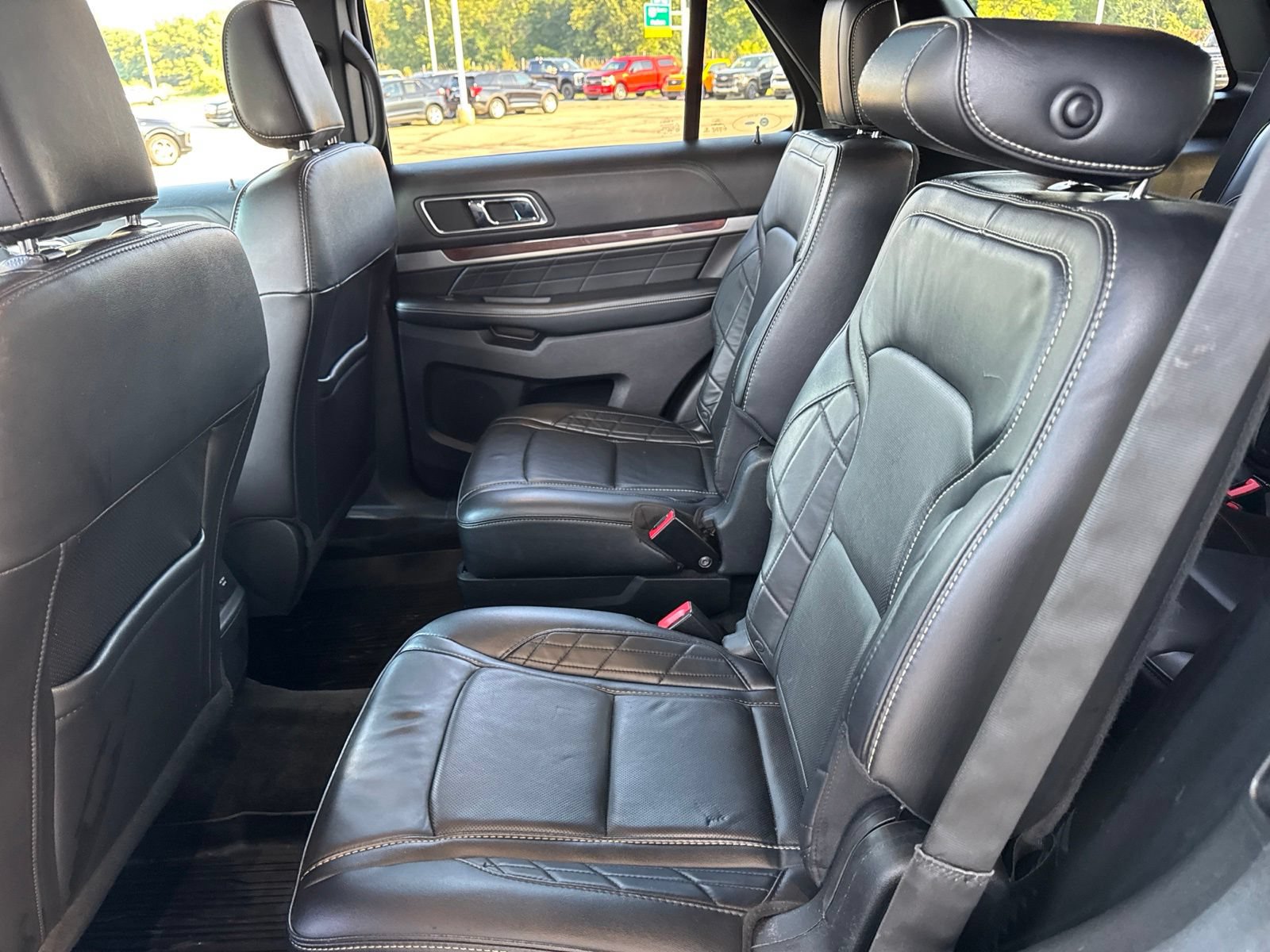 Certified 2018 Ford Explorer Platinum AWD/4WD image 37
