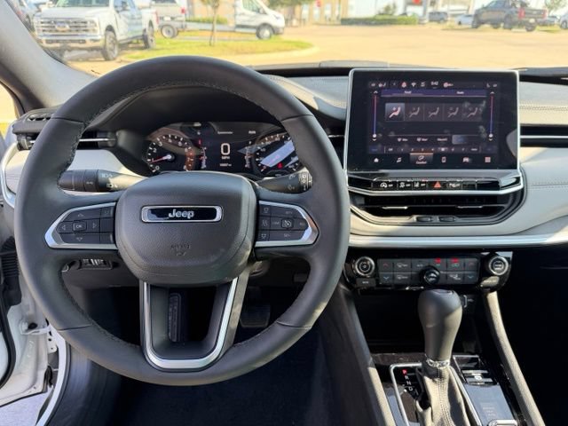 Used 2024 Jeep Compass Limited AWD/4WD image 12
