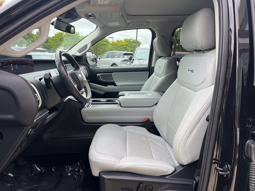 Certified 2025 Ford Expedition Max Platinum w/ Driver's Package AWD/4WD image 25