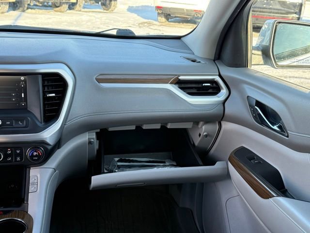 Used 2019 GMC Acadia SLE w/ LPO, Floor Liner Package image 33