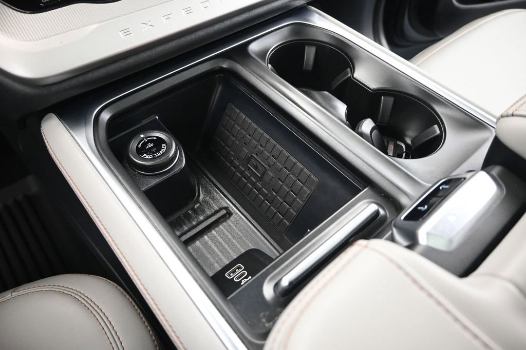 Certified 2025 Ford Expedition Max Active RWD image 18