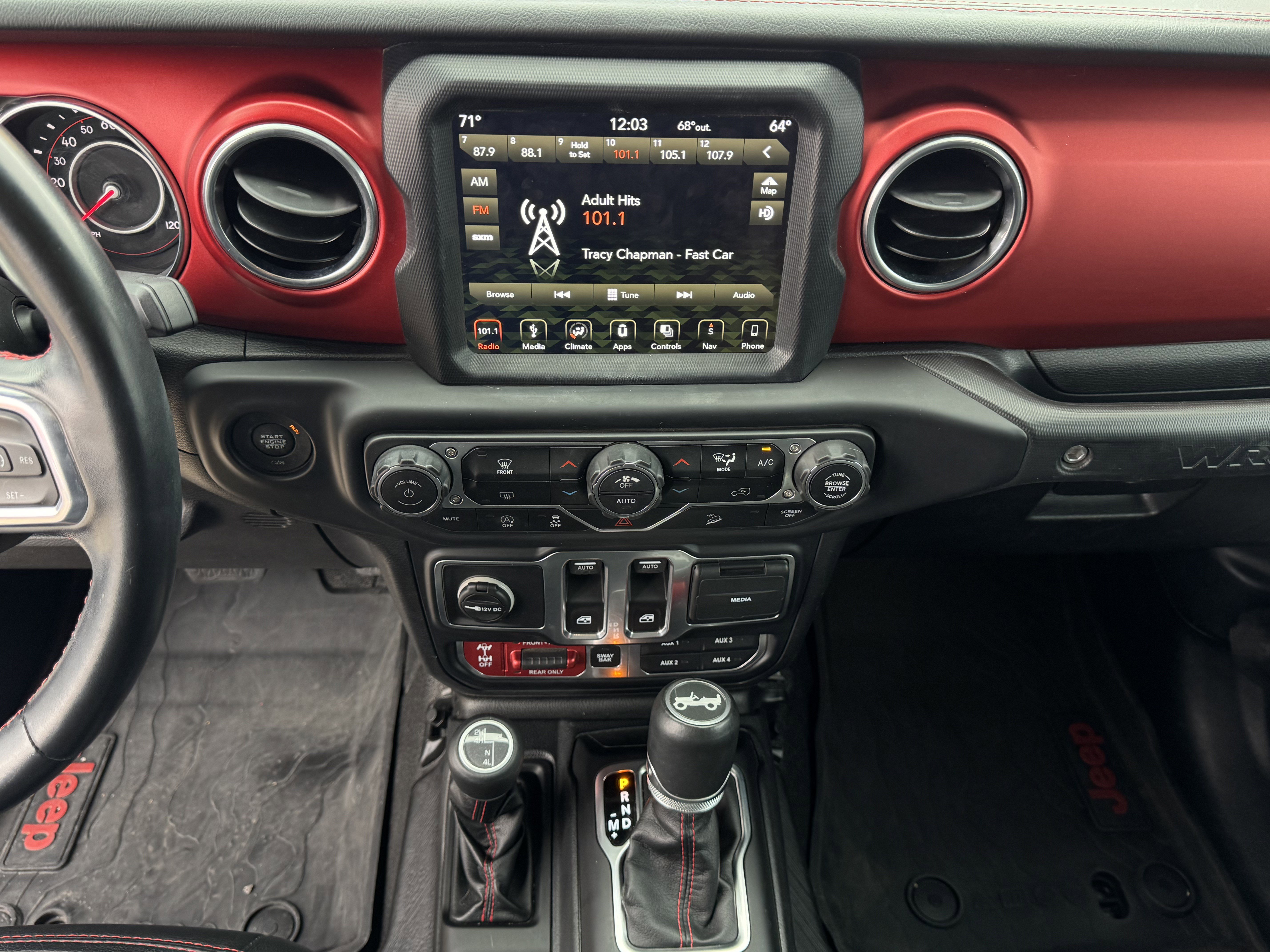 Used 2018 Jeep Wrangler Rubicon image 16