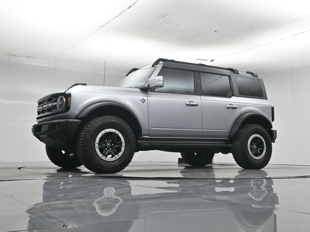 Certified 2023 Ford Bronco Outer Banks w/ Sasquatch Package AWD/4WD image 52