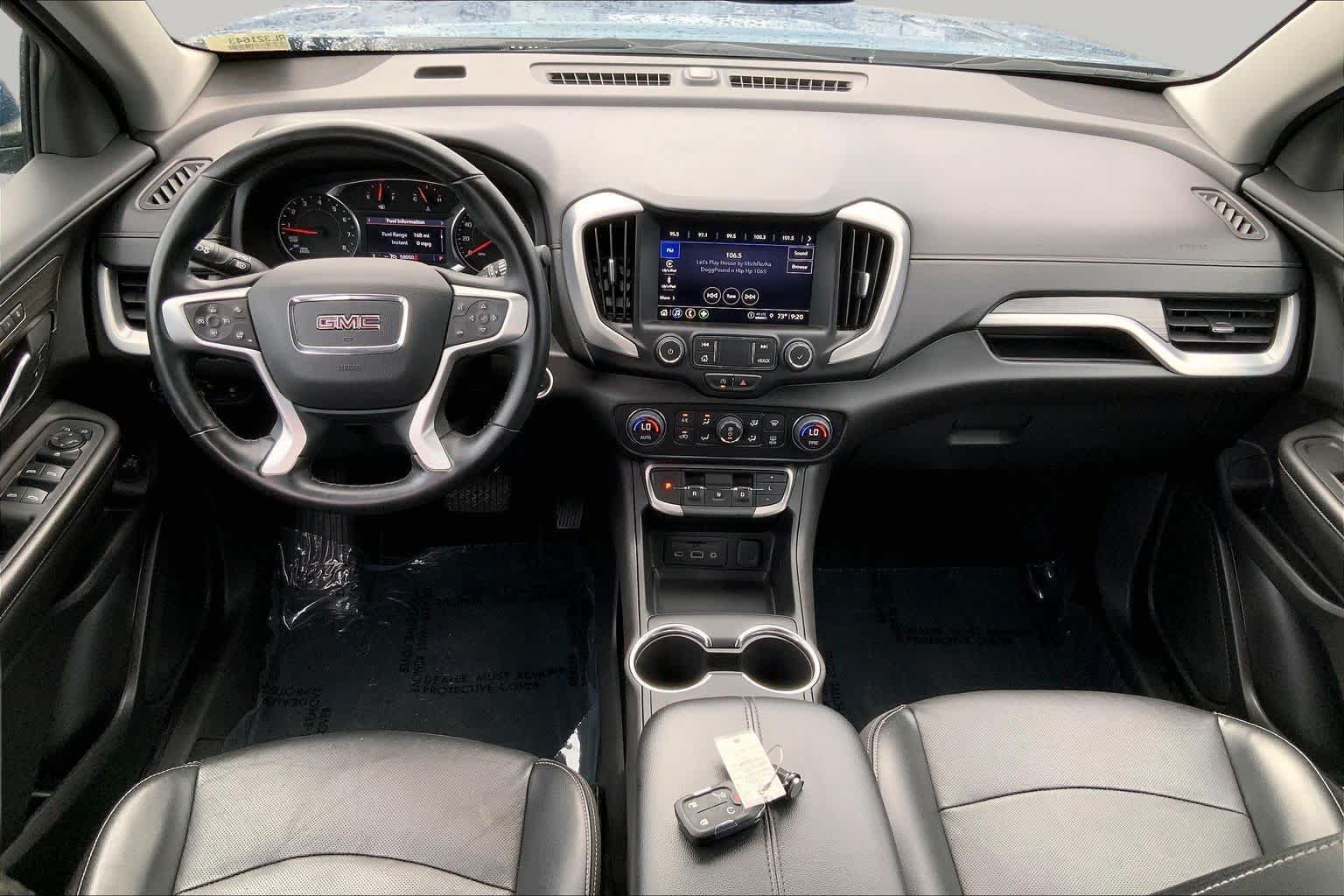 Used 2024 GMC Terrain SLT AWD/4WD image 14