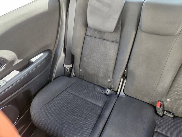 Used 2018 Honda HR-V EX image 12