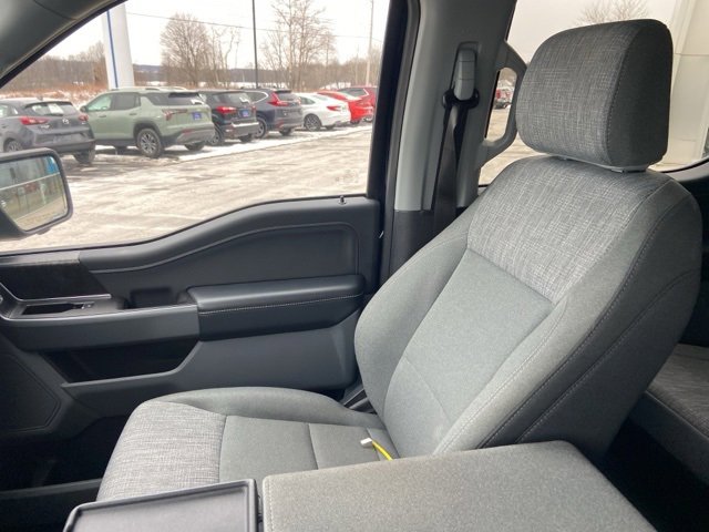 Certified 2022 Ford F150 XLT w/ Equipment Group 302A High image 31