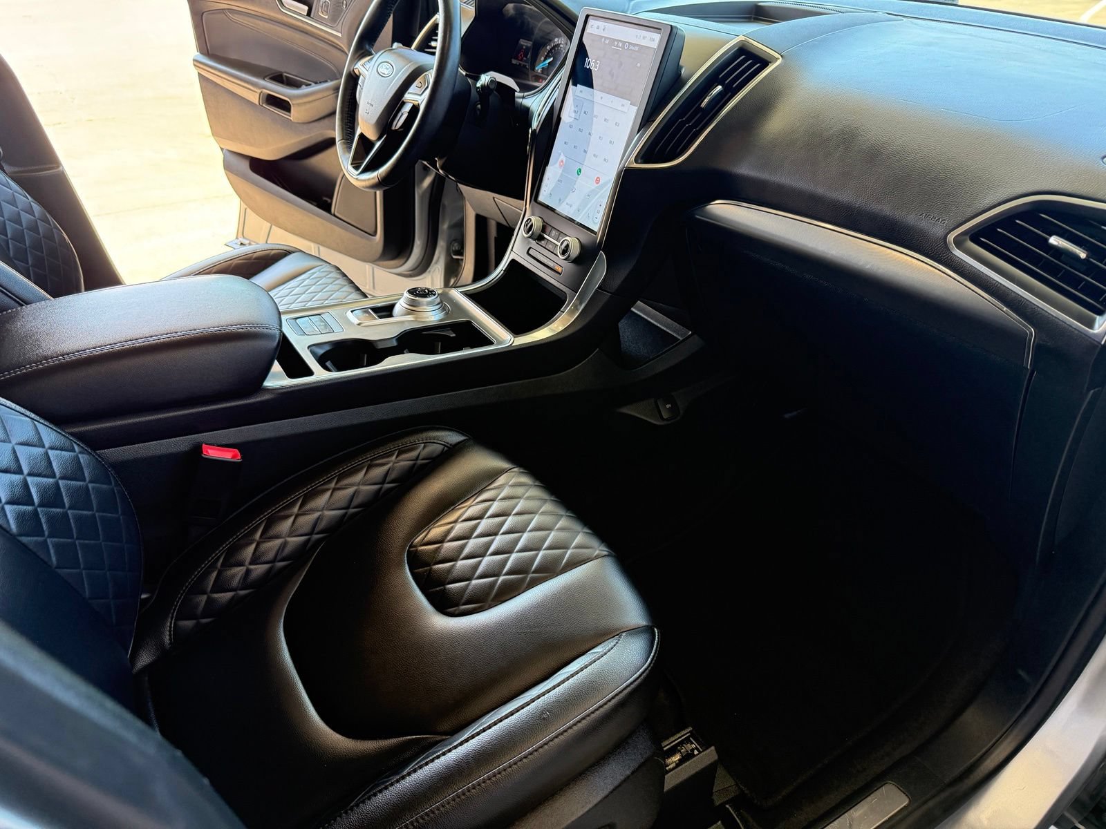 Certified 2024 Ford Edge Titanium AWD/4WD image 17