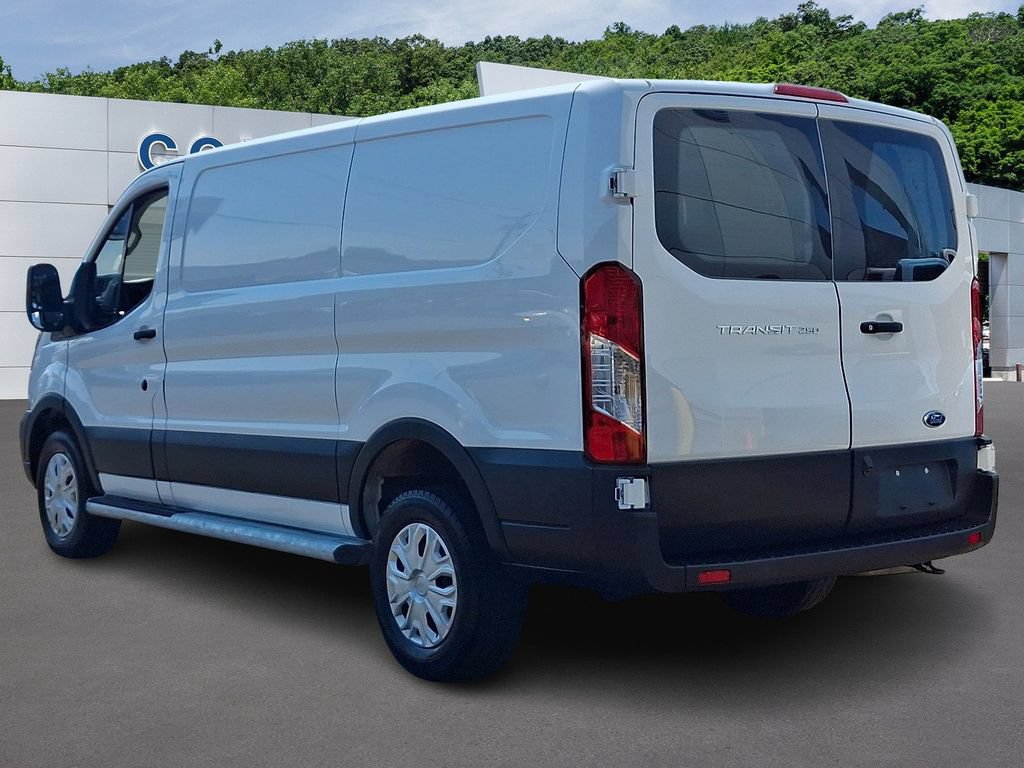 Certified 2025 Ford Transit 250 Low Roof w/ Exterior Upgrade Package RWD image 4