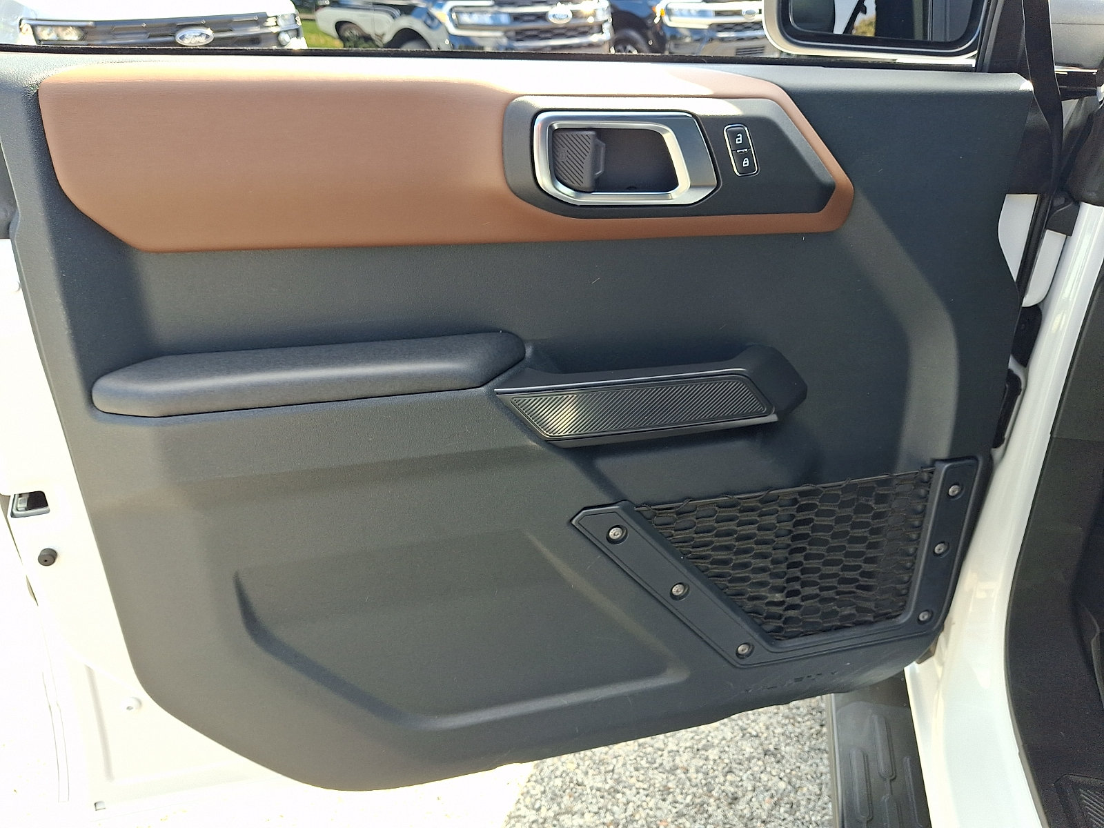 Certified 2024 Ford Bronco Outer Banks AWD/4WD image 16
