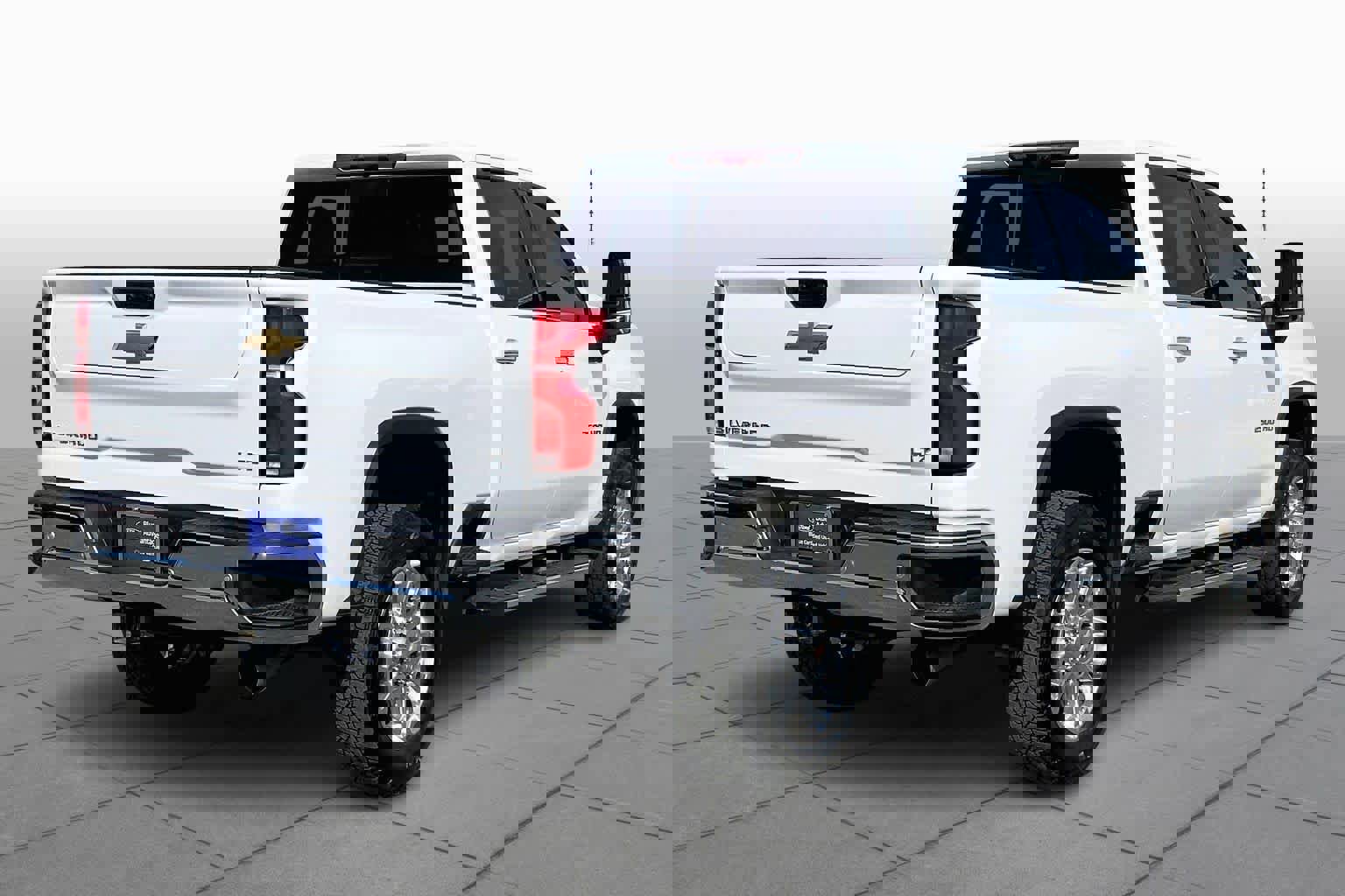 Used 2025 Chevrolet Silverado 2500 LTZ w/ LTZ Premium Package image 3