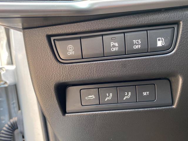 Used 2024 MAZDA CX-90 Plug-In Hybrid w/ Premium Pkg AWD/4WD image 17