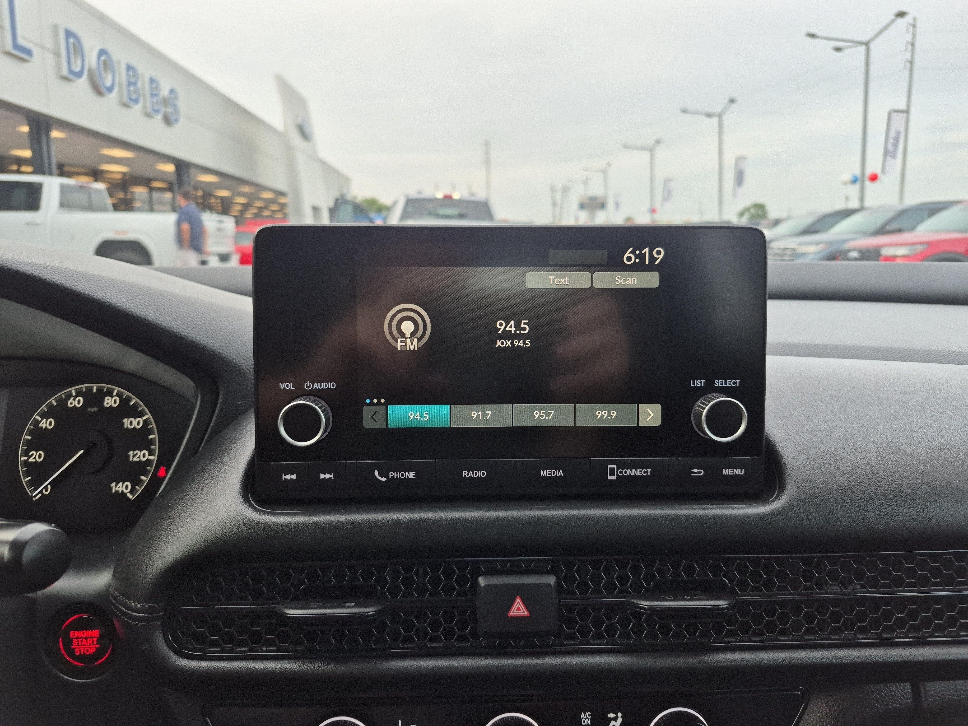Used 2025 Honda HR-V LX image 36