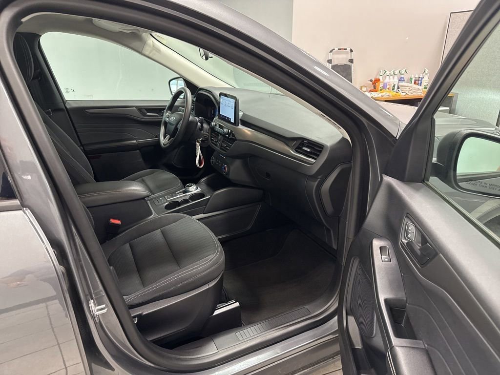 Certified 2023 Ford Escape AWD image 41