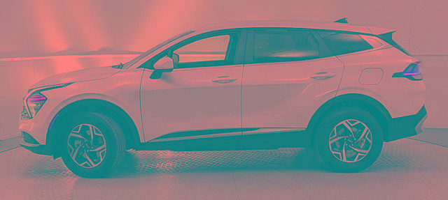 Used 2024 Kia Sportage LX image 2