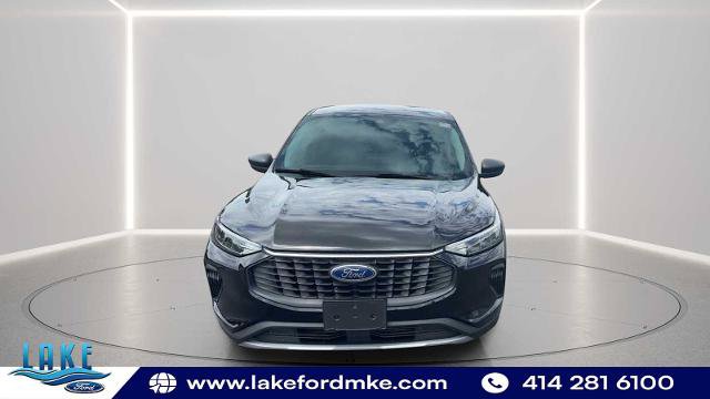 Certified 2023 Ford Escape Active AWD/4WD image 2
