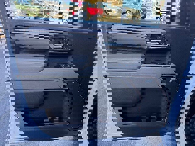 Used 2025 Chevrolet Silverado 2500 ZR2 image 15