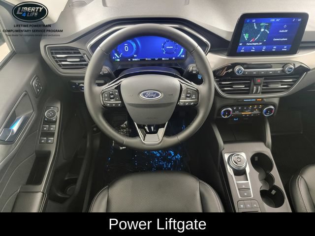 Certified 2022 Ford Escape Titanium w/ Class II Trailer Tow Package AWD/4WD image 28