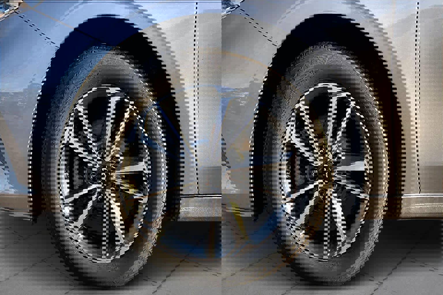 Used 2023 Kia Forte LXS w/ LXS Technology Package image 13