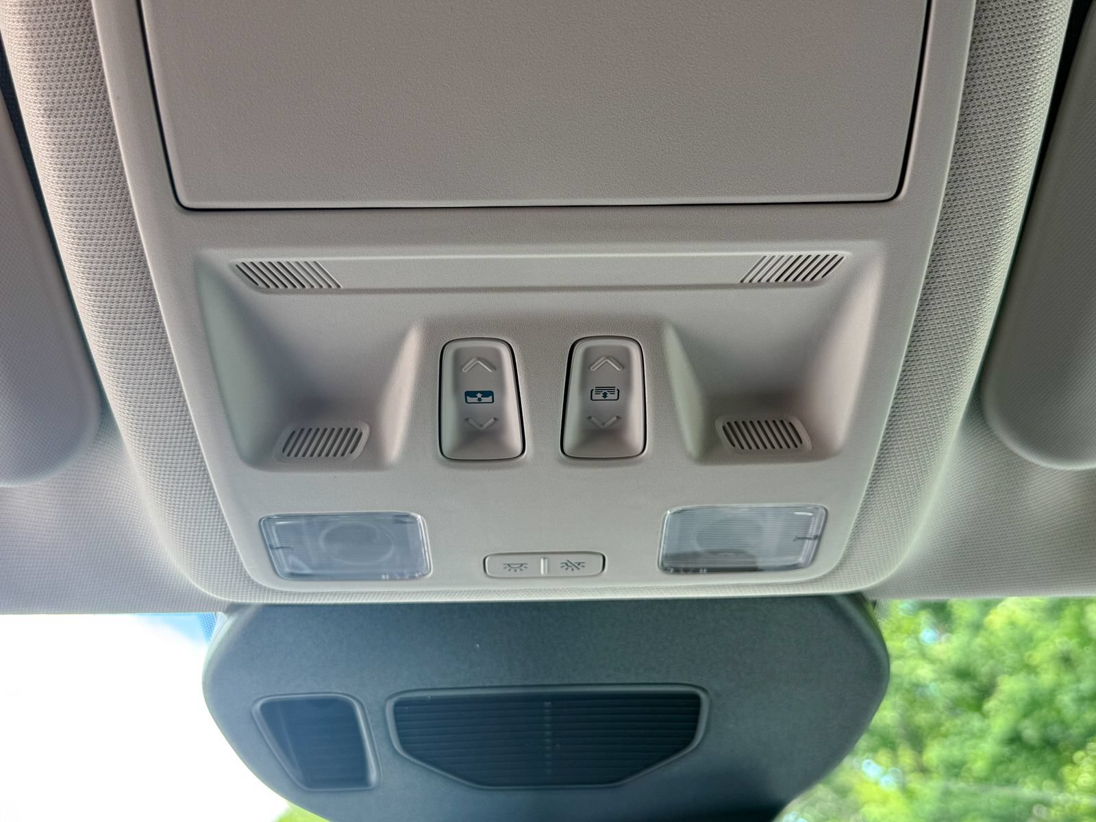 Certified 2022 Ford Escape SEL w/ SEL Stealth AWD Package image 36