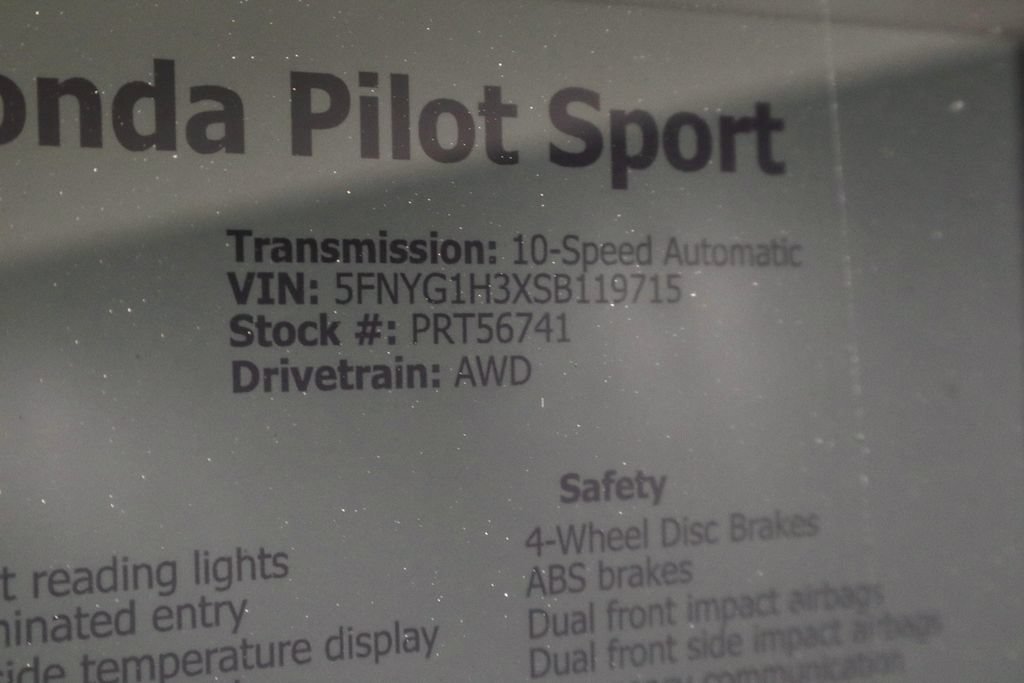 Used 2025 Honda Pilot Sport image 34
