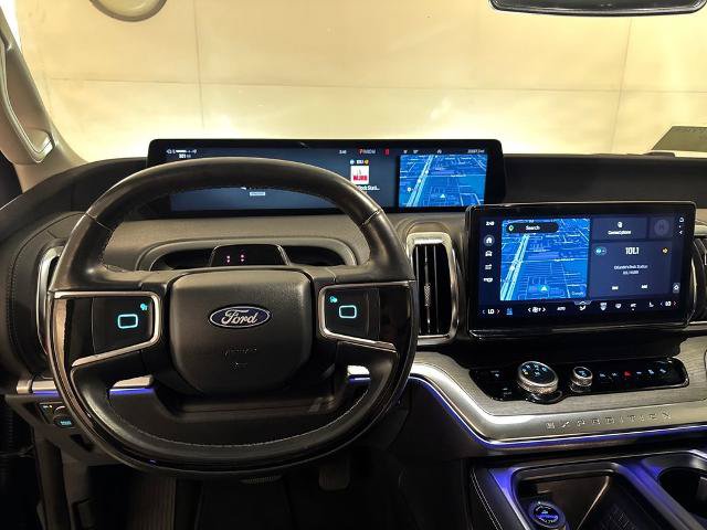 Certified 2025 Ford Expedition Platinum AWD/4WD image 8